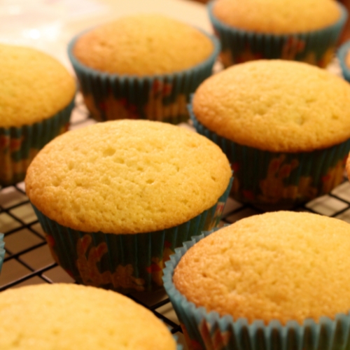 Eggless Vanilla Cupcake