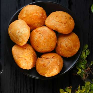 Homemade Khasta Kachori